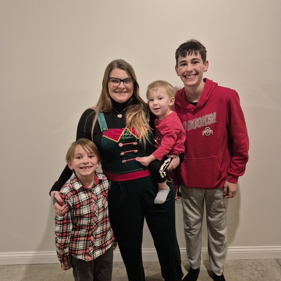 Meet your Posher, Shelby Briana - Picture 8 of 10